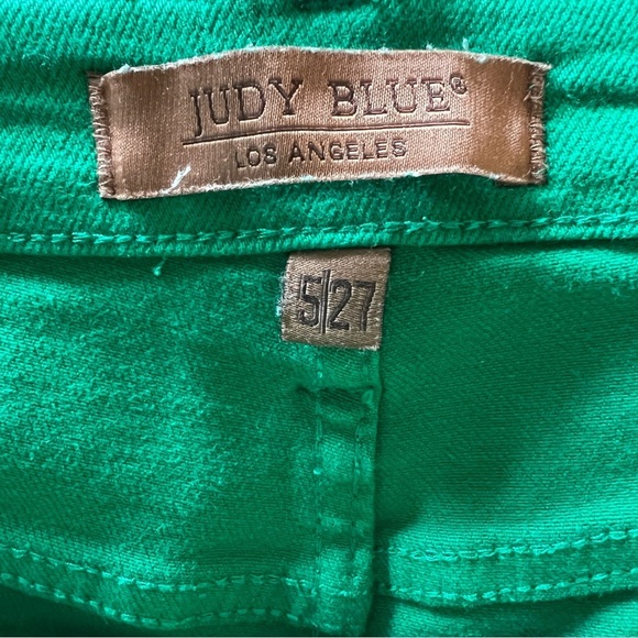 Judy Blue Women’s Kelly Green High Waist Cropped Capris Pants Trousers 5/27 - Picture 6 of 14